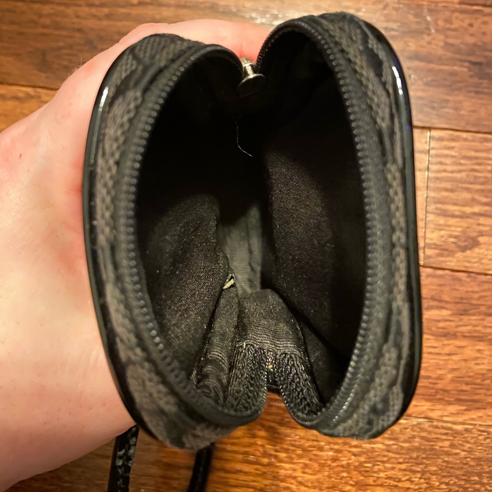Coach Signature Multi Pouch - Picture 3 of 7
